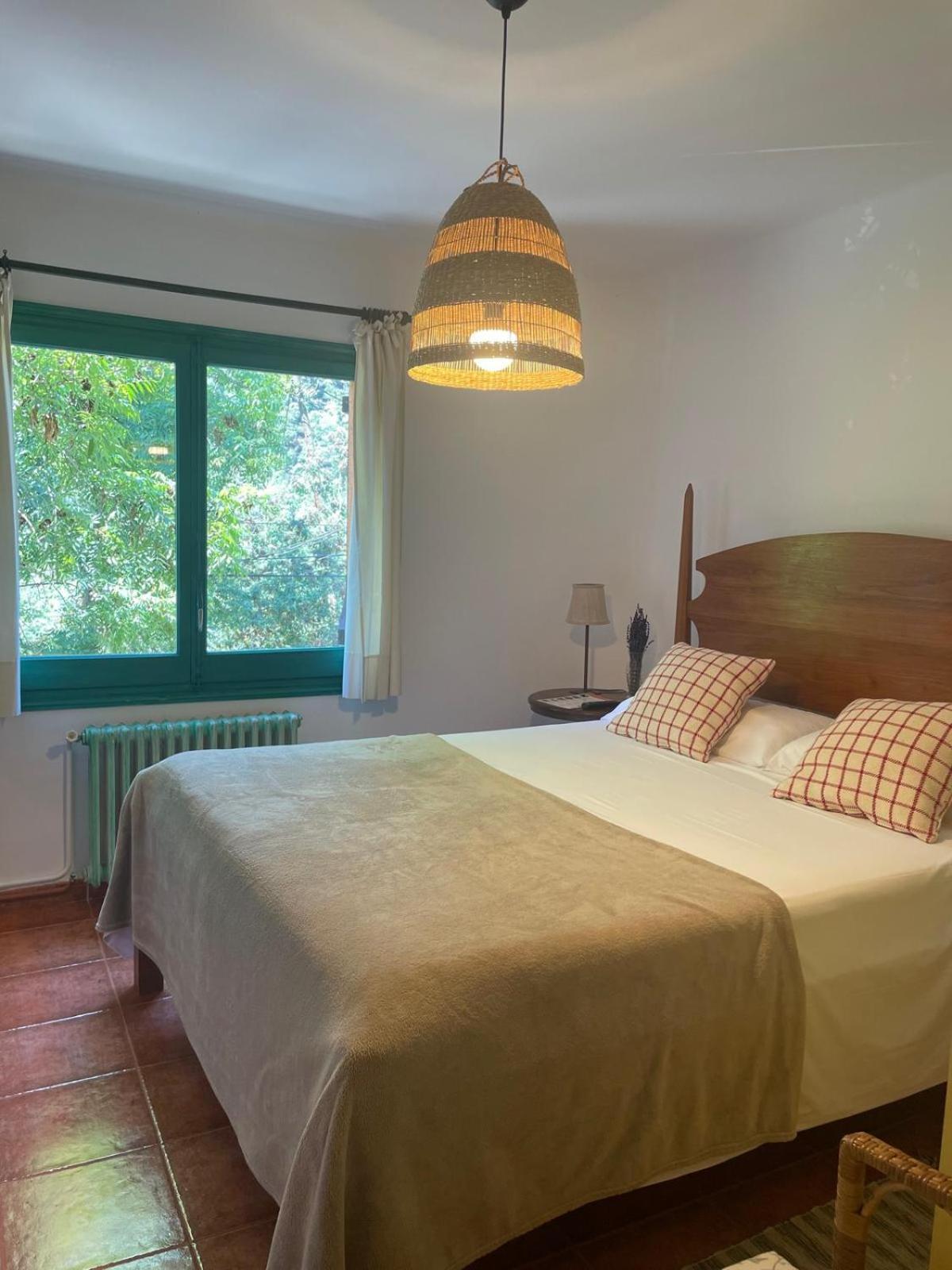 Hostal L'Ou De Reig Montseny Zewnętrze zdjęcie