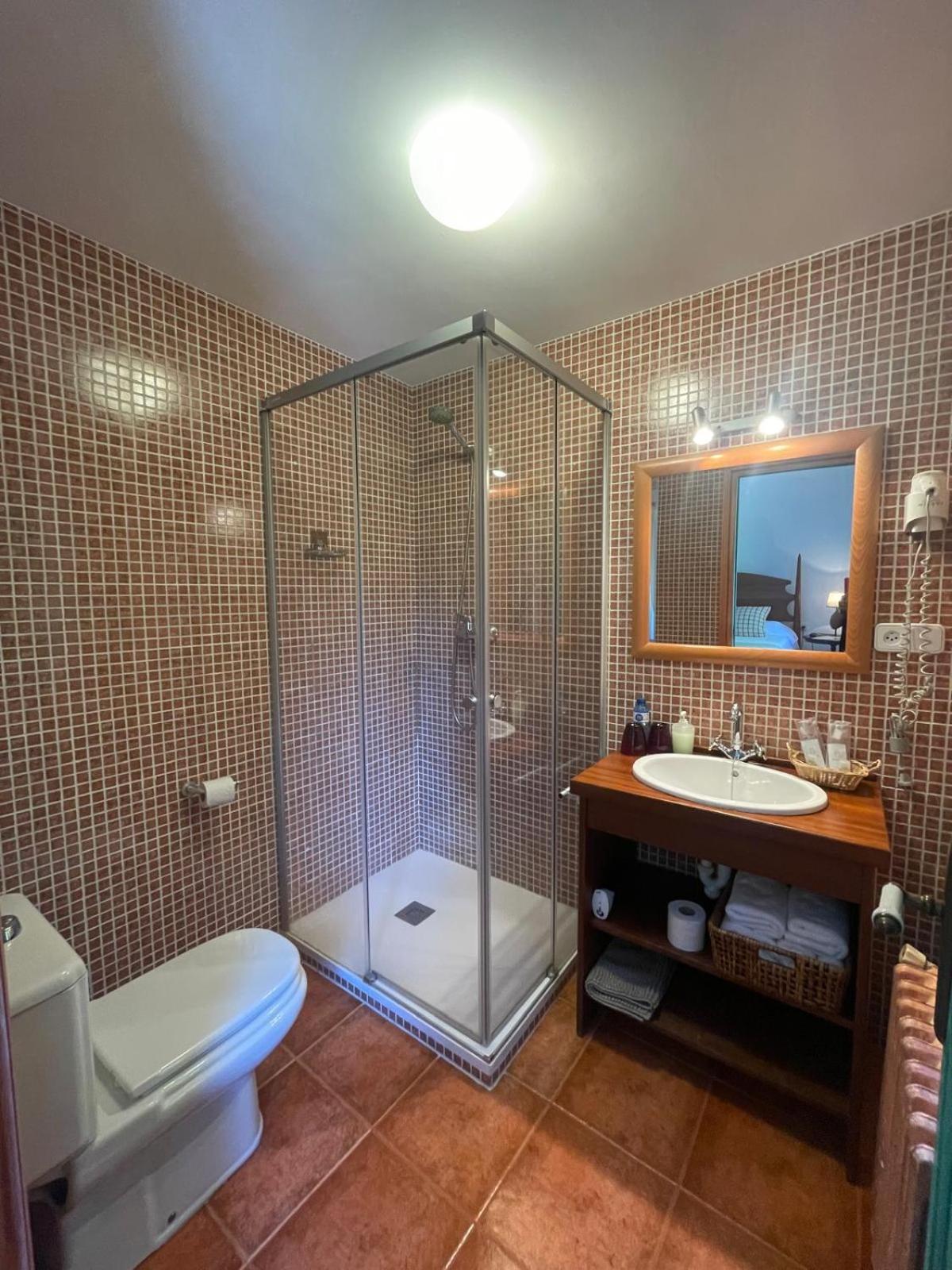 Hostal L'Ou De Reig Montseny Zewnętrze zdjęcie
