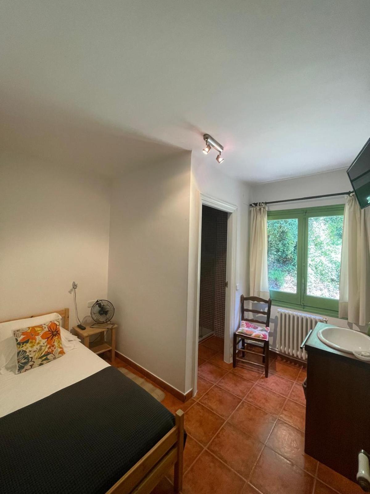 Hostal L'Ou De Reig Montseny Zewnętrze zdjęcie