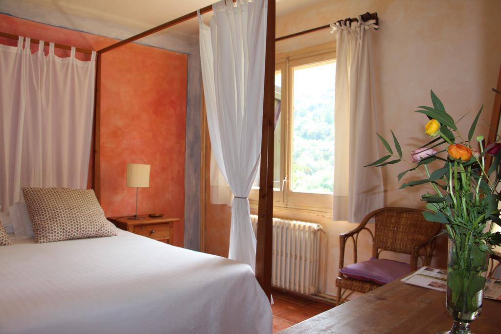 Hostal L'Ou De Reig Montseny Zewnętrze zdjęcie