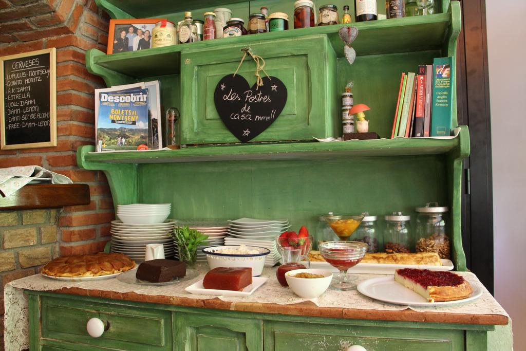 Hostal L'Ou De Reig Montseny Zewnętrze zdjęcie